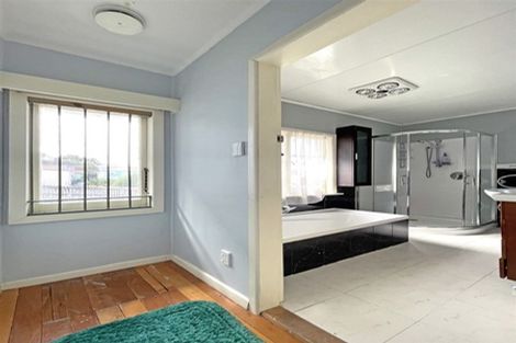 Photo of property in 391 Mount Albert Road, Mount Roskill, Auckland, 1041