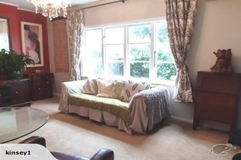 Photo of property in 32 Durham Crescent, Fairfield, Lower Hutt, 5011