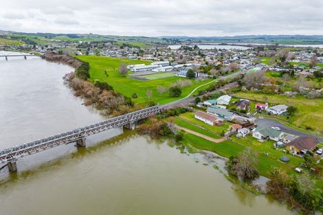 Photo of property in 15 George Clay Place, Huntly, 3700