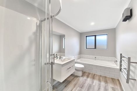 Photo of property in 14 Herridge Street, Woodend, 7691