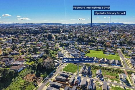 Photo of property in 6 Stableford Crescent, Opaheke, 2113