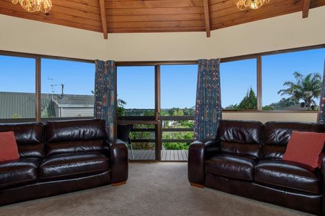 Photo of property in 14 Holmburn Street, Welcome Bay, Tauranga, 3112