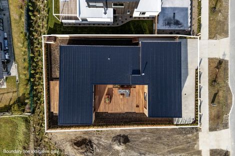 Photo of property in 11 Stoneleigh Drive, Wanaka, 9305