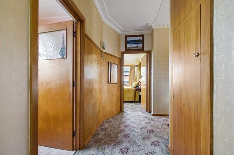 Photo of property in 65 Timaru Road, Waimate, 7924