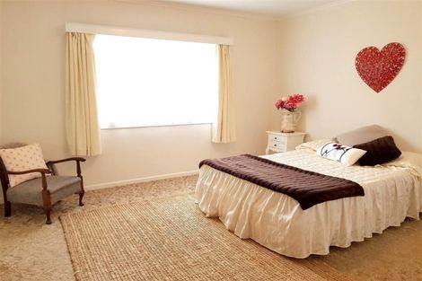 Photo of property in 1 Shoemaker Road, Waipu, 0510