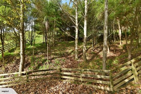 Photo of property in 515 Upper Waiwera Road, Puhoi, Silverdale, 0994