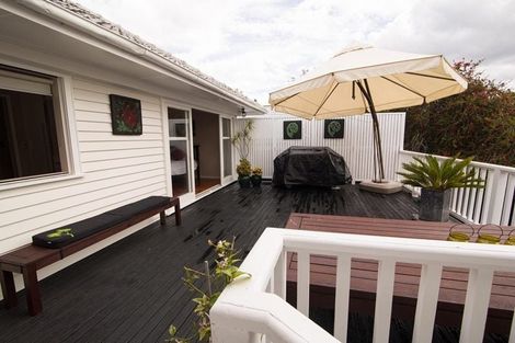 Photo of property in 4 Tomo Street, New Lynn, Auckland, 0600