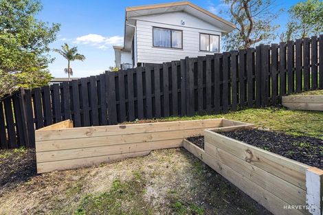 Photo of property in 1/24 Sarajevo Place, Massey, Auckland, 0614