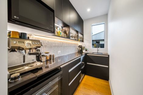 Photo of property in 2 Guyon Street, Marshland, Christchurch, 8083