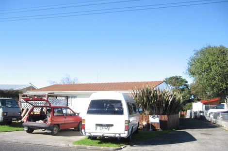 Photo of property in 9a Berkeley Road, Manurewa, Auckland, 2102