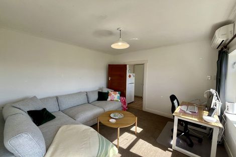 Photo of property in 94 Sutherland Road, Melrose, Wellington, 6023