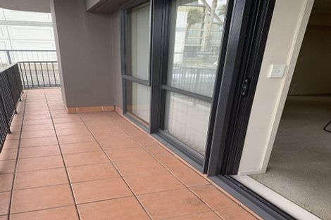 Photo of property in The Rennaissance, 2k/18 Ronwood Avenue, Manukau, Auckland, 2104