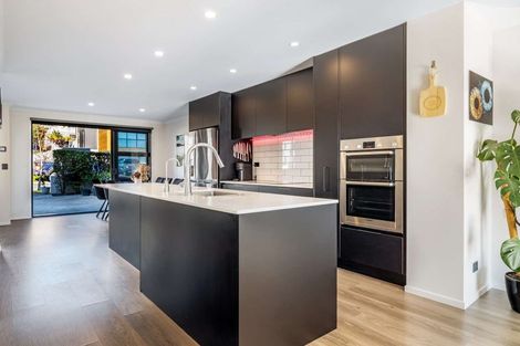 Photo of property in 3 Seafarer Crescent, Stanmore Bay, Whangaparaoa, 0932