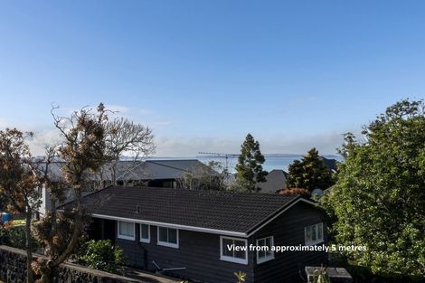 Photo of property in 31 Seymour Road, Mellons Bay, Auckland, 2014