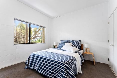 Photo of property in 17 Caroline Heights, Omaha, 0986