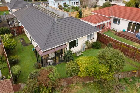 Photo of property in 29c Findlay Street, Tawa, Wellington, 5028