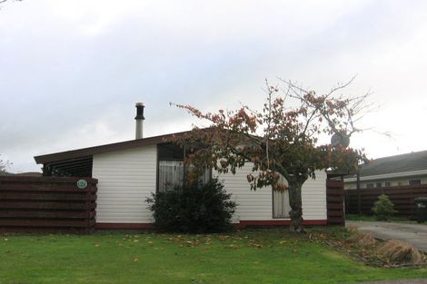 Photo of property in 58 Pencarrow Street, Highbury, Palmerston North, 4412