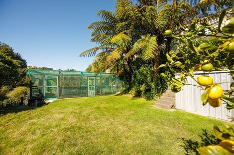 Photo of property in 4 Panorama Grove, Harbour View, Lower Hutt, 5010