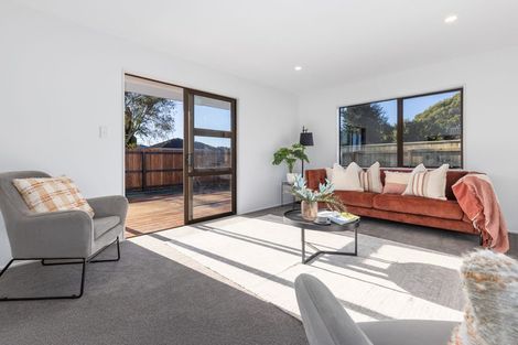 Photo of property in 102 Langdale Avenue, Paraparaumu, 5032