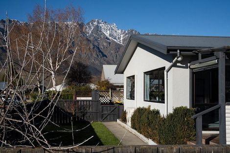 Photo of property in 23a Kawarau Place, Frankton, Queenstown, 9300