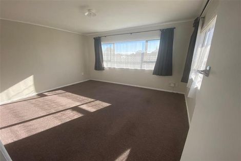 Photo of property in 62 Mclean Avenue, Papatoetoe, Auckland, 2025