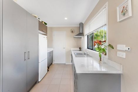 Photo of property in 18 Raphoe Road, Flat Bush, Auckland, 2019