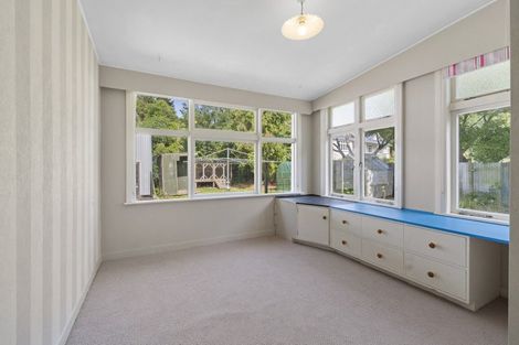 Photo of property in 19 Ongo Road, Hunterville, 4730