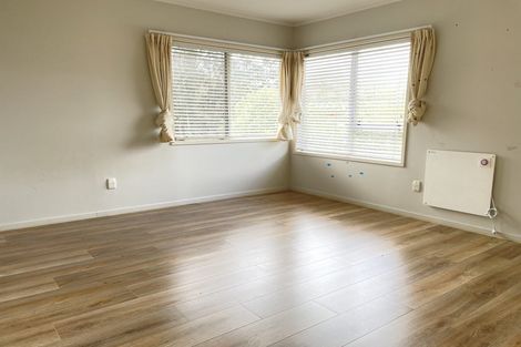 Photo of property in 4 Sailfish Drive, West Harbour, Auckland, 0618