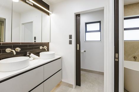 Photo of property in 13 The Glade North, Pukekohe, 2120