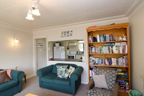 Photo of property in 147 Branxholm Street, Roxburgh, 9500