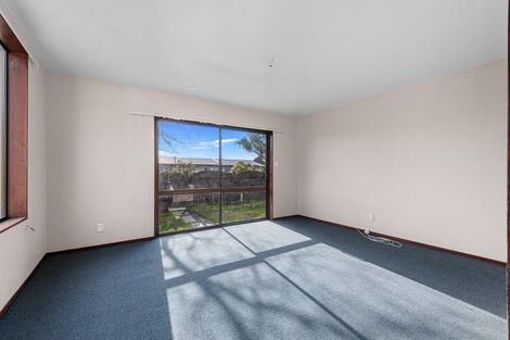 Photo of property in 1b Tamarisk Place, Parklands, Christchurch, 8083