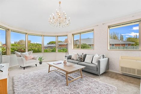 Photo of property in 18 Langley Place, Belfast, Christchurch, 8051