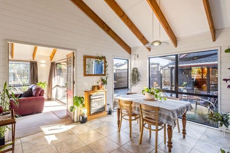 Photo of property in 18 Wood Leigh, Paraparaumu Beach, Paraparaumu, 5032