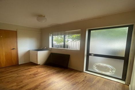 Photo of property in 1/106 Waimumu Road, Massey, Auckland, 0614