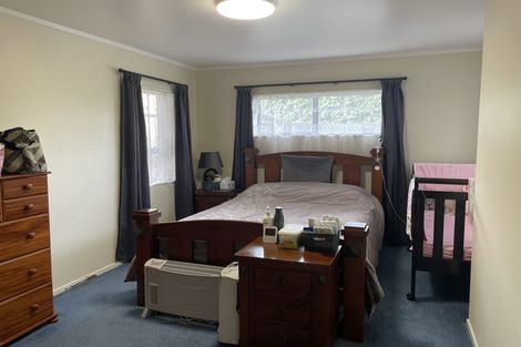 Photo of property in 2/4 Calluna Crescent, Totara Heights, Auckland, 2105