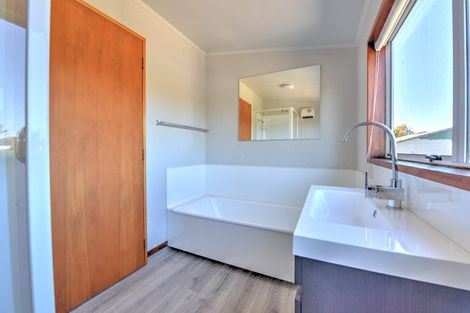 Photo of property in 60 Koa Street, Gore, 9710