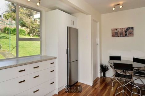 Photo of property in 2/729 Beach Road, Browns Bay, Auckland, 0630