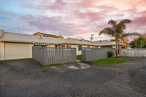 Photo of property in 19a Pomaria Road, Henderson, Auckland, 0610