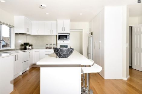 Photo of property in 1 Glucina Avenue, West Harbour, Auckland, 0618