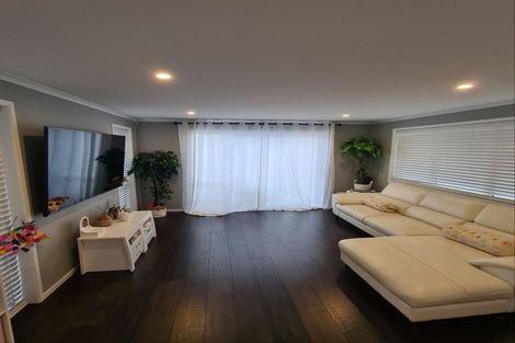 Photo of property in 84 Tabraham Crescent, Pyes Pa, Tauranga, 3112