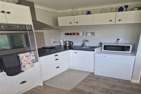 Photo of property in 137 Griffin Road, Maungaturoto, 0583