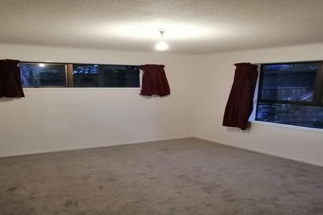 Photo of property in 12 St Catherine Crescent, West Harbour, Auckland, 0618