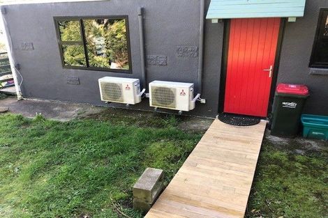 Photo of property in 2/37 Singers Road, Korokoro, Lower Hutt, 5012