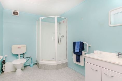 Photo of property in 27 Kay Road, Swanson, Auckland, 0614