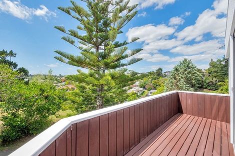 Photo of property in 1/23 Cairnbrae Court, Northcross, Auckland, 0632