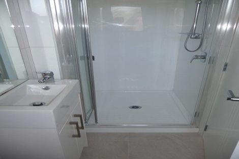 Photo of property in 21/5 Perekia Street, Albany, Auckland, 0632