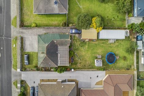 Photo of property in 15 Arimu Road, Papakura, 2110