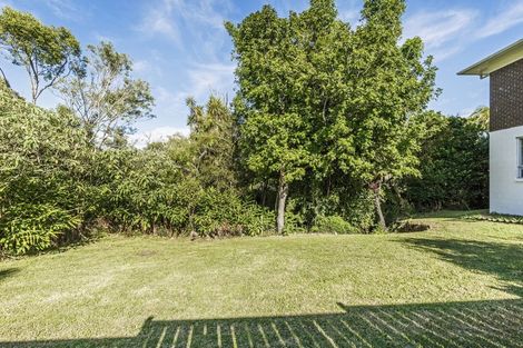 Photo of property in 2/22 Peach Road, Glenfield, Auckland, 0629