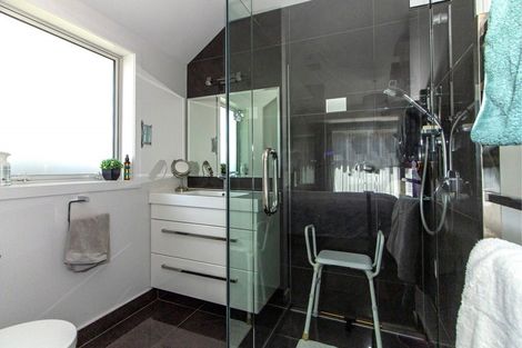 Photo of property in 1 Collingwood Street, Highfield, Timaru, 7910