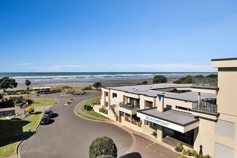 Photo of property in Beachpoint Apartments, 2/5 West End Road, Ohope, 3121